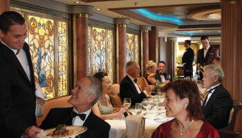 1548636050.4653_r203_Cunard Line Queen Victoria Queens Grill Restaurant 1.JPG